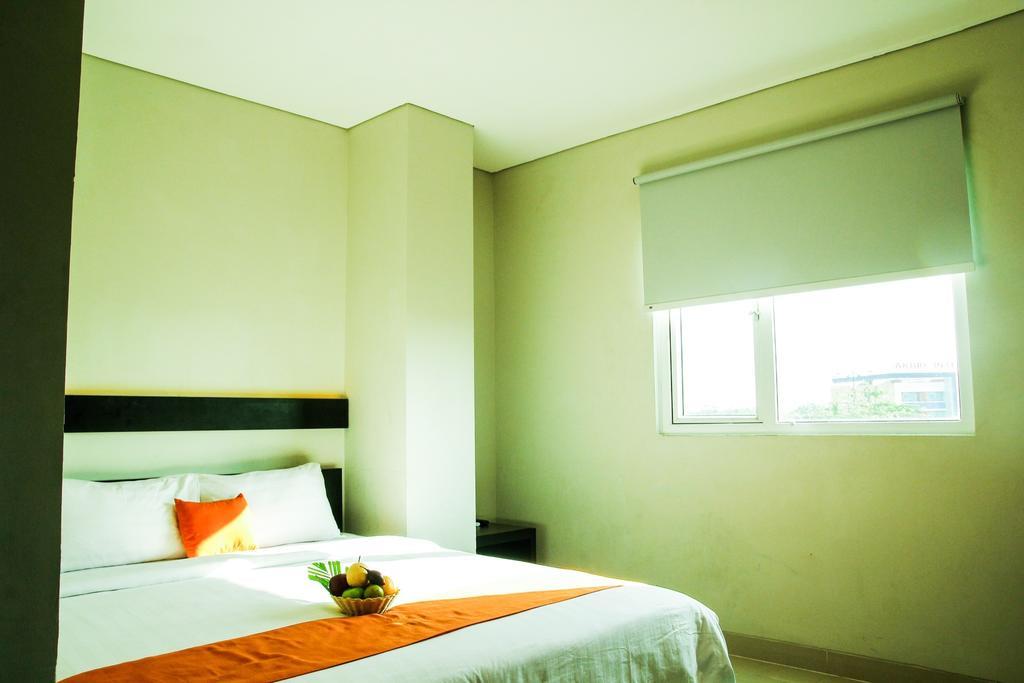Alpha Hotel