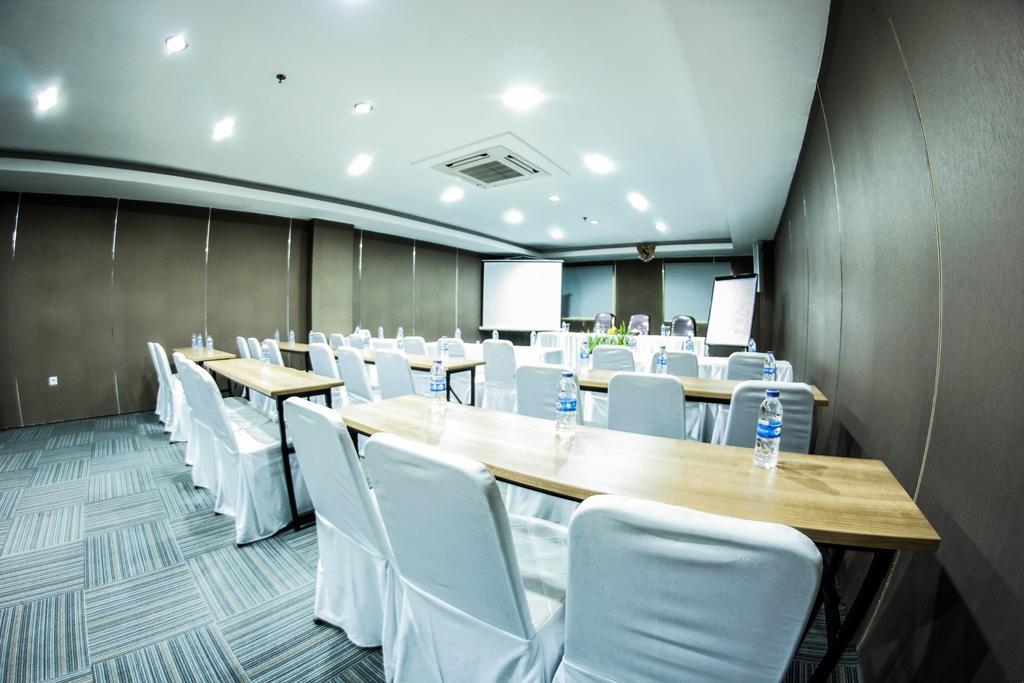 Alpha Hotel 3*