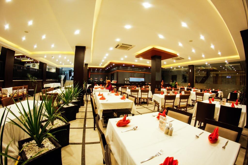 Alpha Hotel